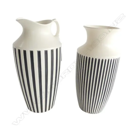 HORNSEA CHINA JUG & VASE (2 chips to bottom) H.290mm