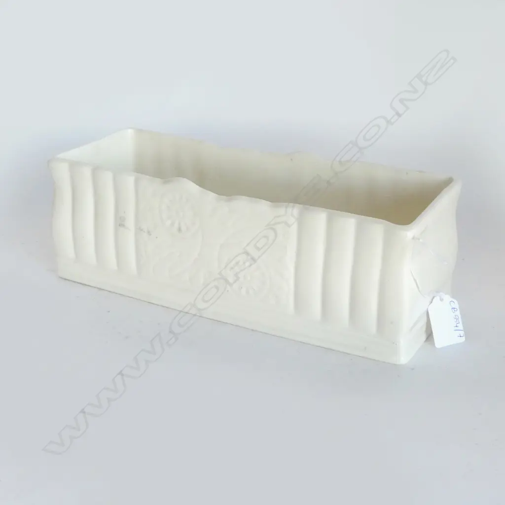 WHITE BESWICK TROUGH VASE W.300mm Image 1++