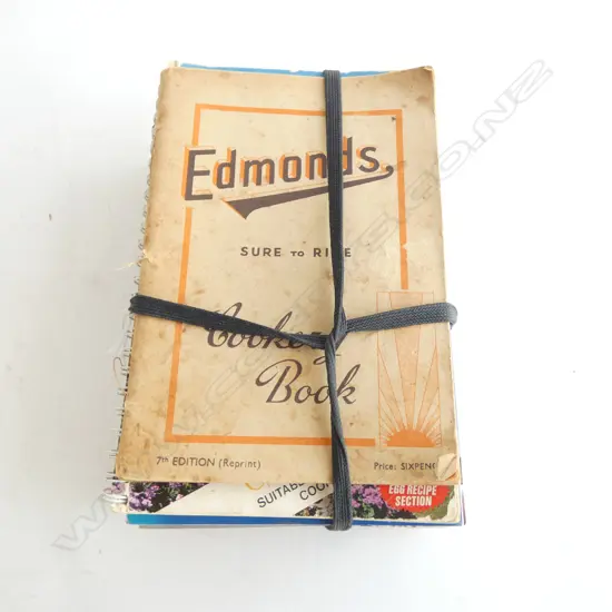 6 RECIPE BOOKS INCLD. 4 EDMONDS, 1 VINTAGE & 1952 HEALTH & NUTRITION