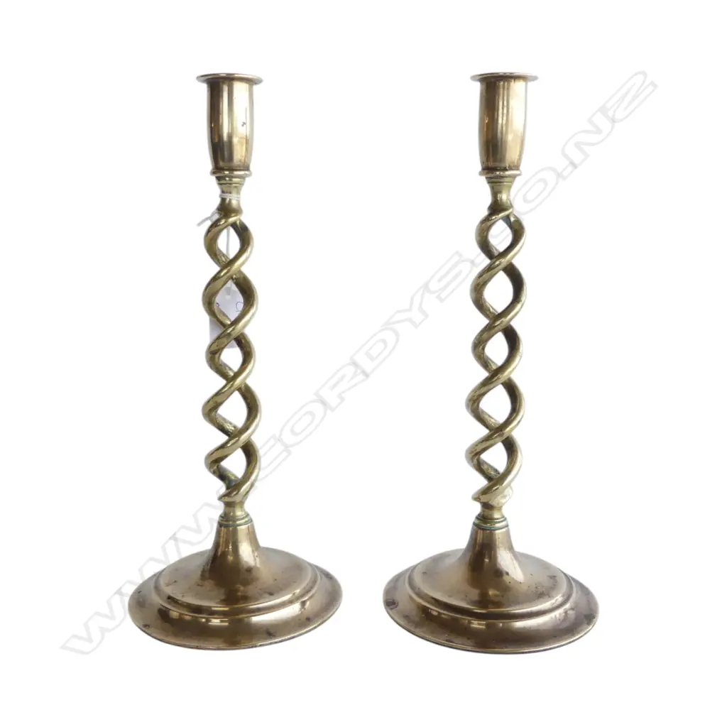 PR BRASS BARLEY TWIST CANDLESTICKS H.305mm Image 1++