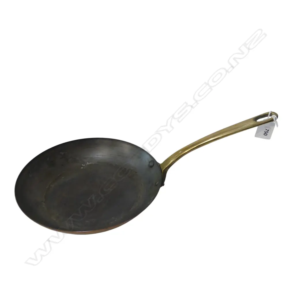 ST. CLAIR COPPER PAN L.390mm Image 1++