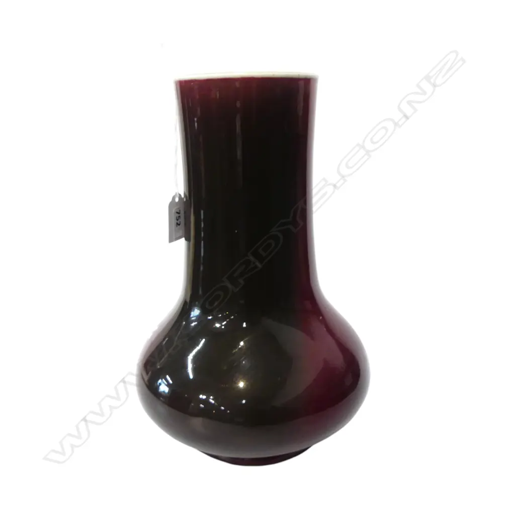 VASE w. SANG DE BOEUF GLAZE H.270mm Image 1++