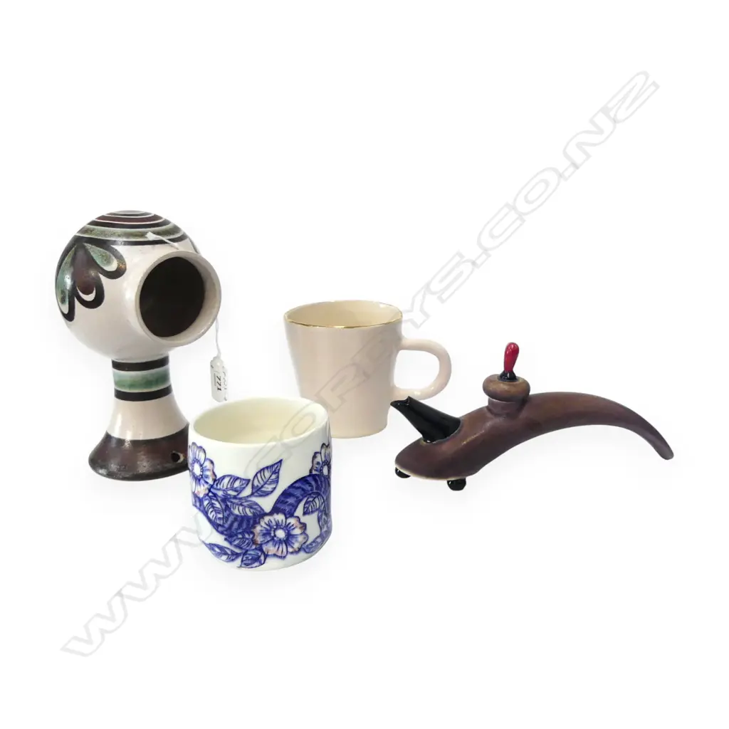 4 PCS NZ POTTERY; ANNEKE BORREN WALL VASE, BRENDAN ADAMS TEAPOT, PORCELAIN BEAKER & CUP, all signed Image 1++