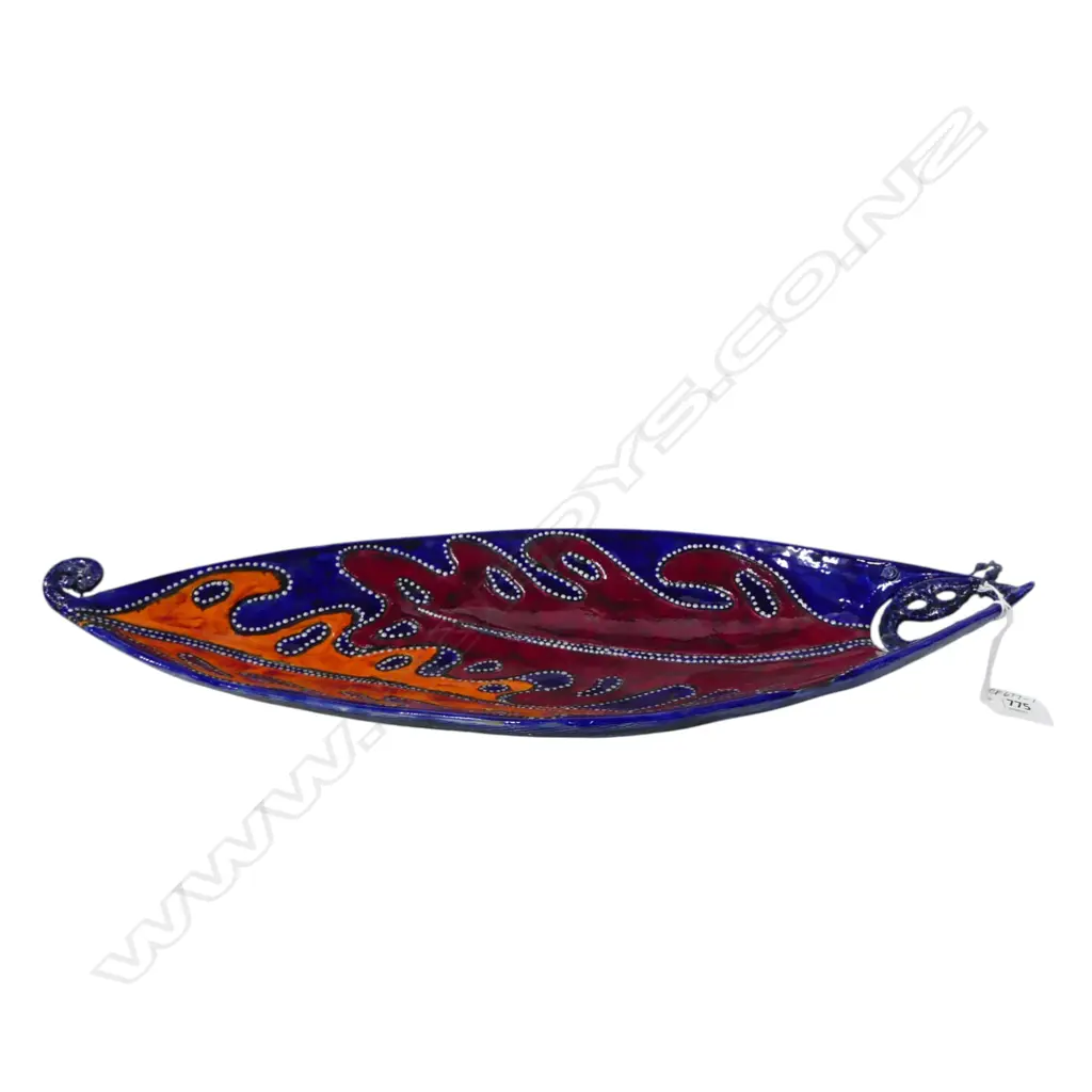 KEUM SUN LEE BOAT SHAPED DISH, DRK BLUE w LEAF DESIGN, L.490mm Image 1++