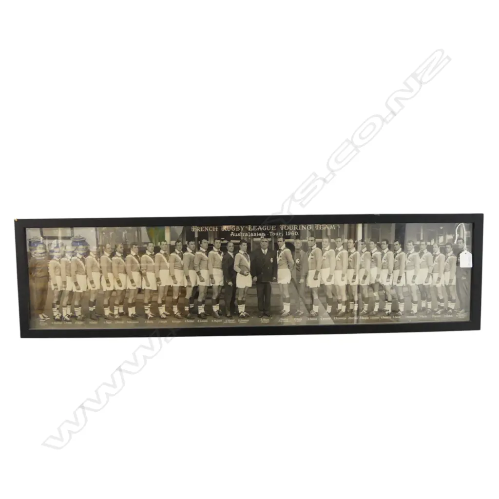 VINTAGE PANAROMIC PHOTO 'FRENCH RUGBY LEAGUE TOURING TEAM AUSTRALASIAN TEAM 1960' 220 X 975mm. In contemporary frame Image 1++