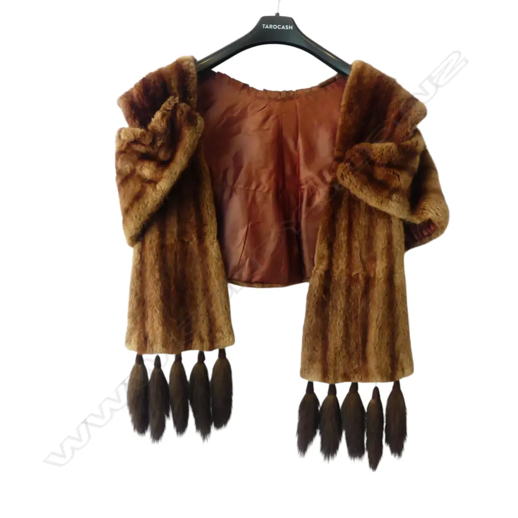 FUR STOLE Image 1++