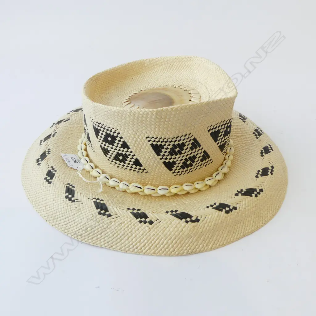 HAND WOVEN HAT EX PENRHYN ATOLL, COOK ISLANDS Image 1++