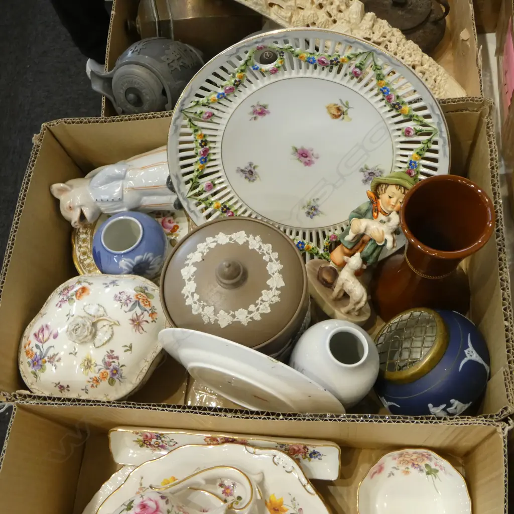 FINE CHINA; HUMMEL BOY, DERBY PLATE, R/COPENHAGEN, WEDGWOOD? LIDDED CONTAINER H.155mm tiny rim chip ETC Image 1++