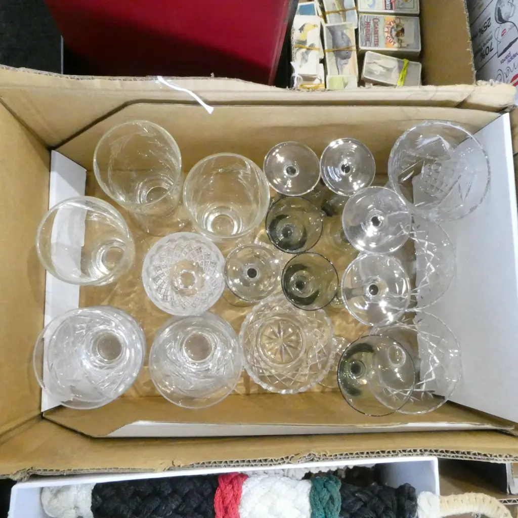 ASST CRYSTAL & GLASS Image 1++