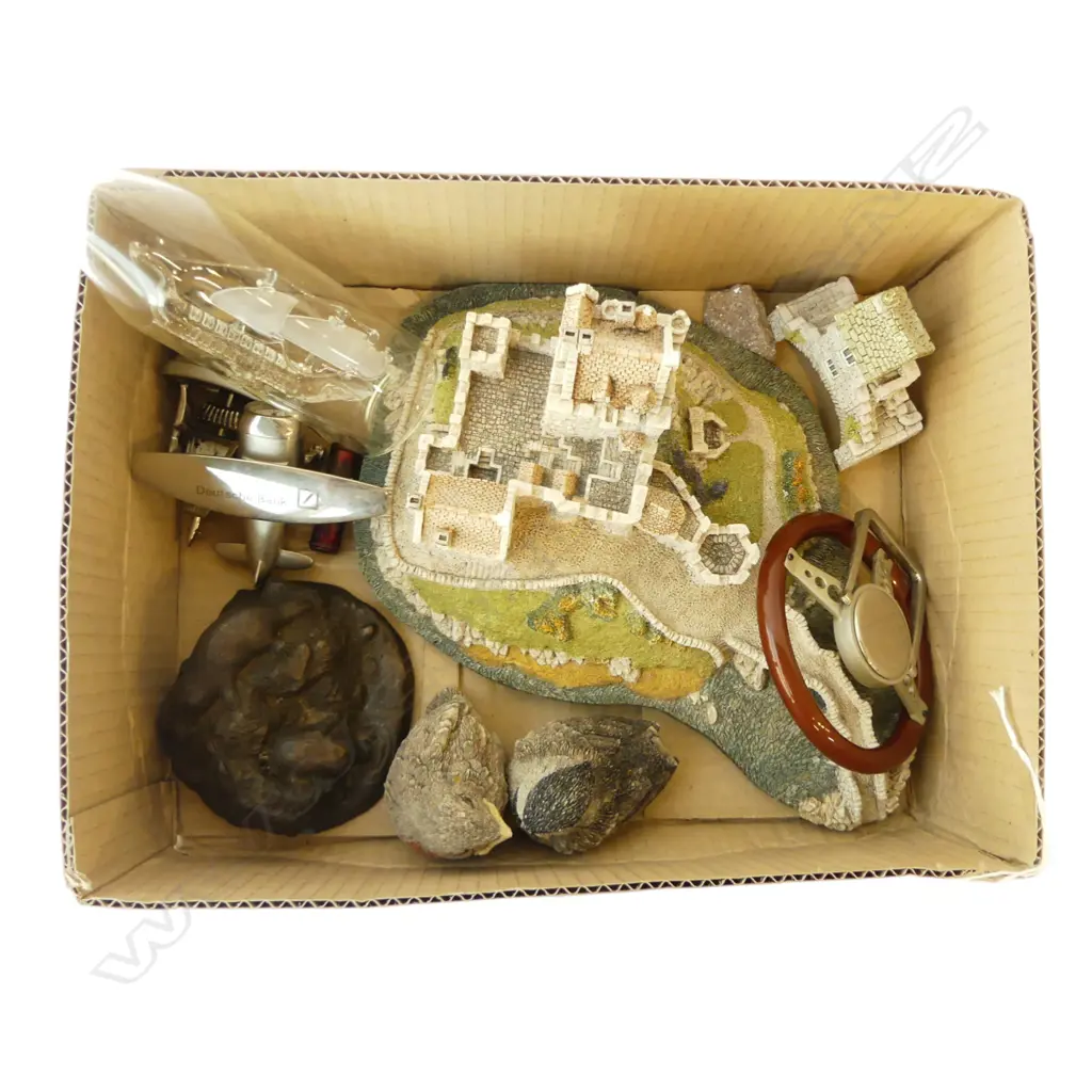 SMALL BOX LILLIPUT CASTLE NOVELTY CLOCKS GLASS SHIP IN BOTTLE ETC Image 1++