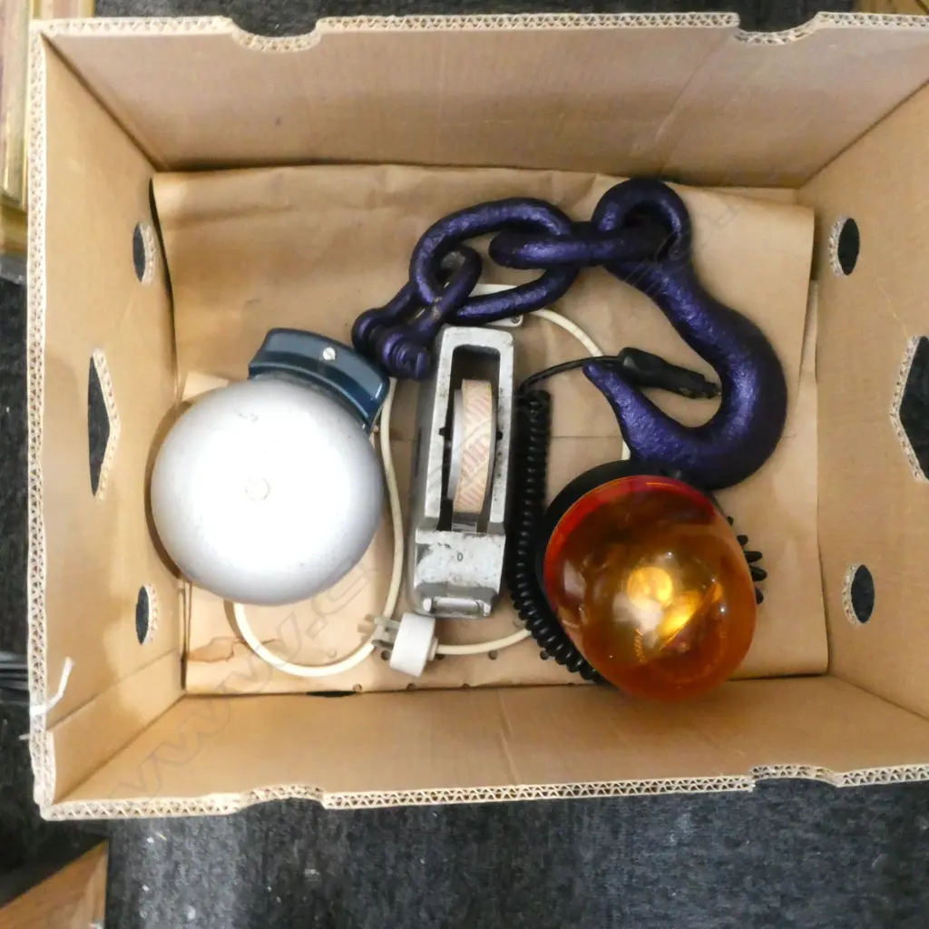 INDUSTRIAL ITEMS, BELL, FLASHING LIGHT, HOOK on CHAIN & CELLOTAPE DISPENSER Image 1++
