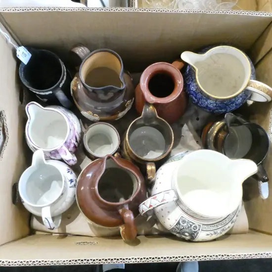 11 ASST. JUGS INCLUDING ROYAL DOULTON LAMBETH, WEDGWOOD, etc (SOME SMALL FAULTS)