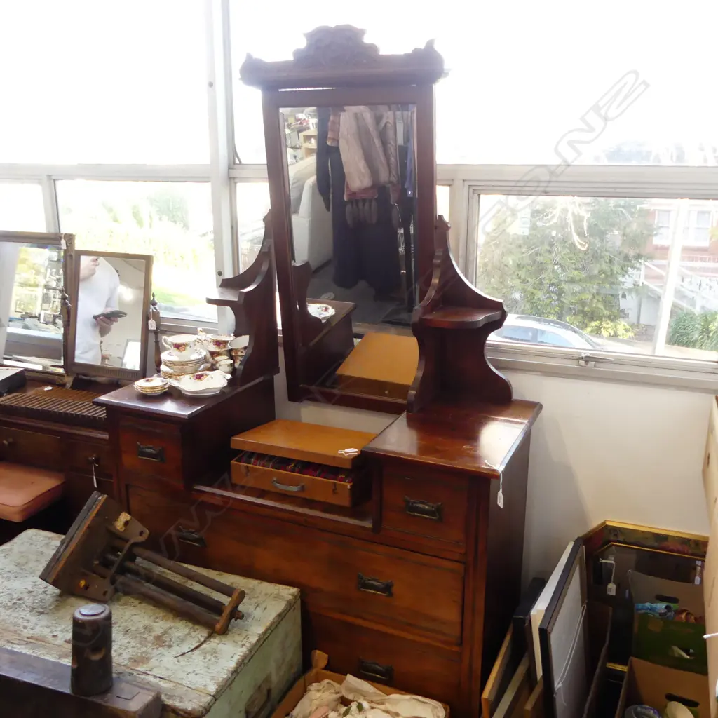 EDWARDIAN DRESSER W.1220mm BORER Image 1++