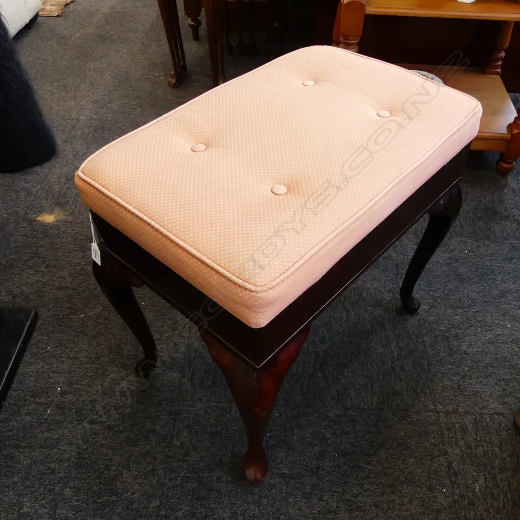 QUEEN ANNE STYLE PIANO STOOL H.515mm Image 1++