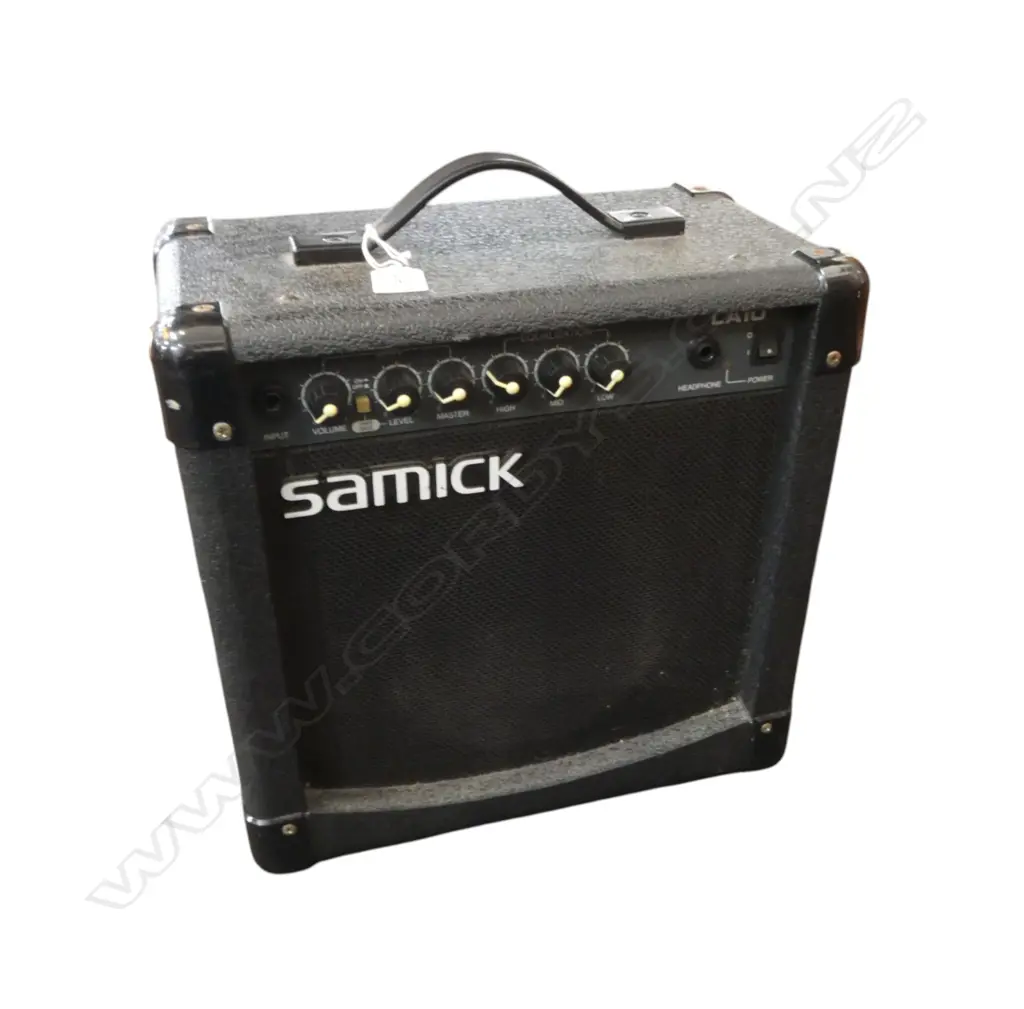 SAMICK GUITAR AMPLIFIER, NO CABLES Image 1++