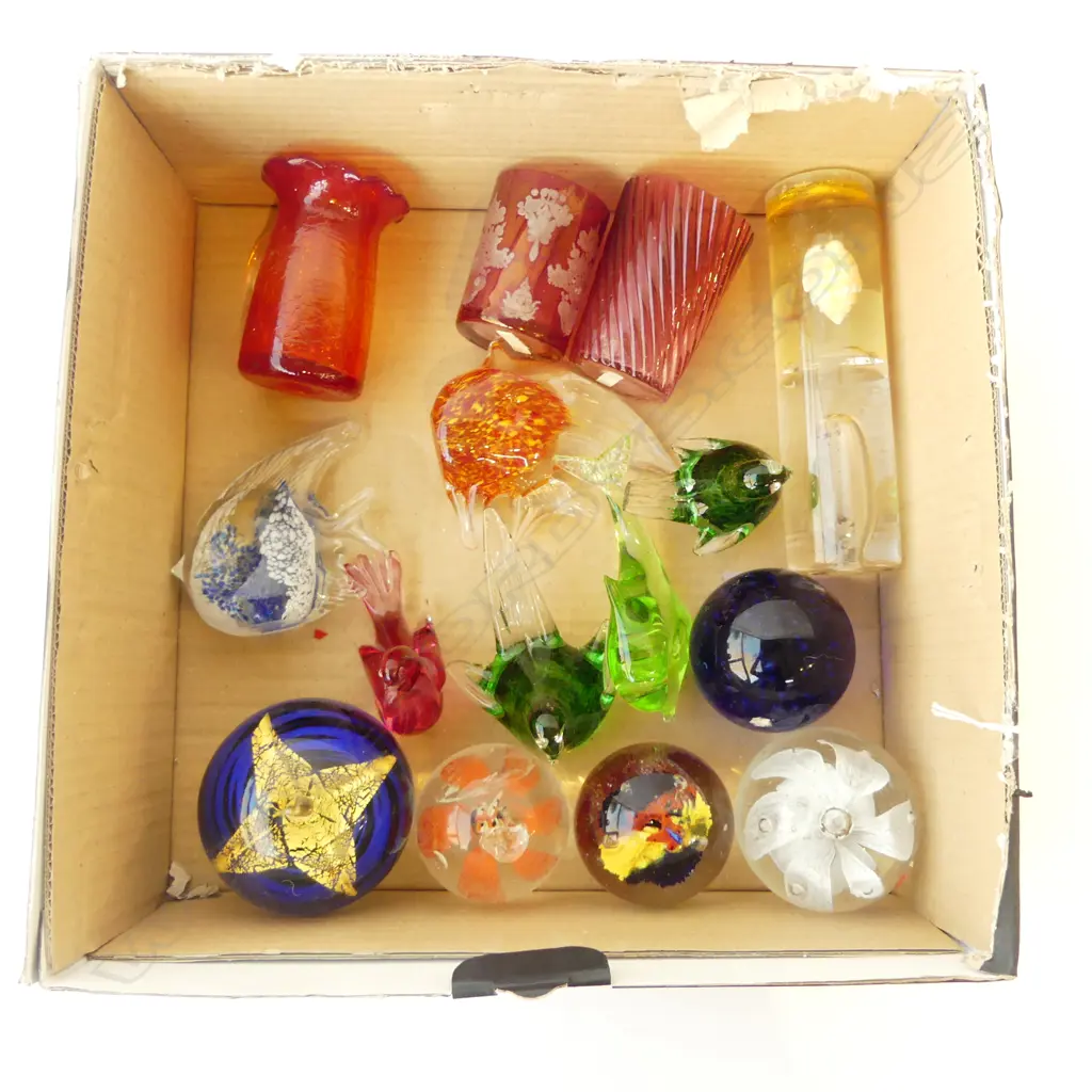 COLLECTION OF GLASS PAPERWEIGHTS  BIRDS FISH GLASSES ETC Image 1++