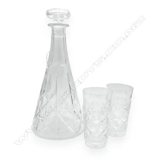 CRYSTAL DECANTER + 4 NIP GLASSES