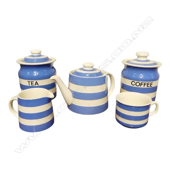 5 PCES CORNISH WARE; TEA & COFFEE H.170mm, TEAPOT, CREAM JUG & TEACUP (CHIP & HAIRLINE CRACK)