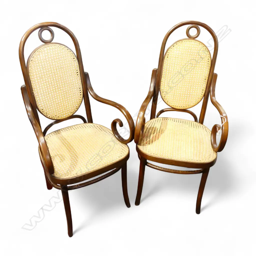 PR VINTAGE BENTWOOD ARMCHAIRS Image 1++