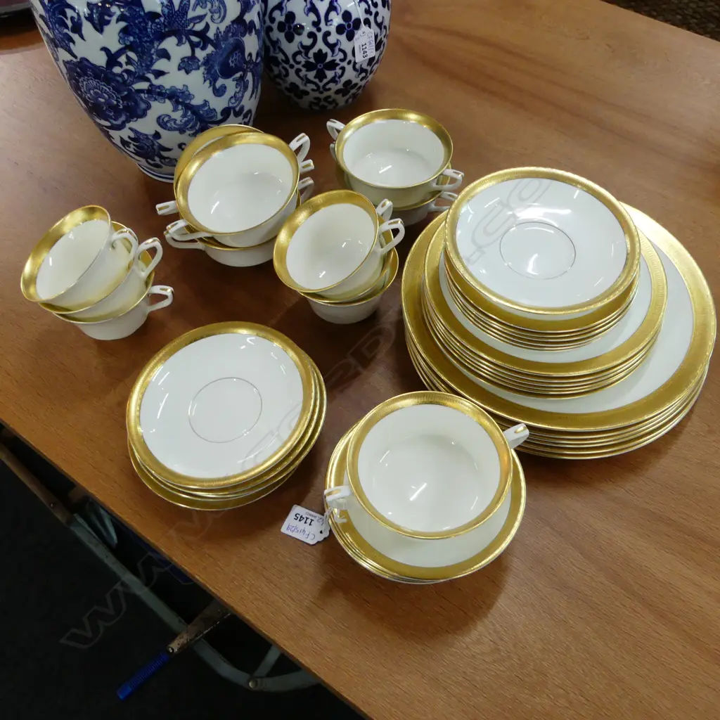 42 PCE ROYAL WORCESTER 'DURHAM' DINNER SET Image 1++