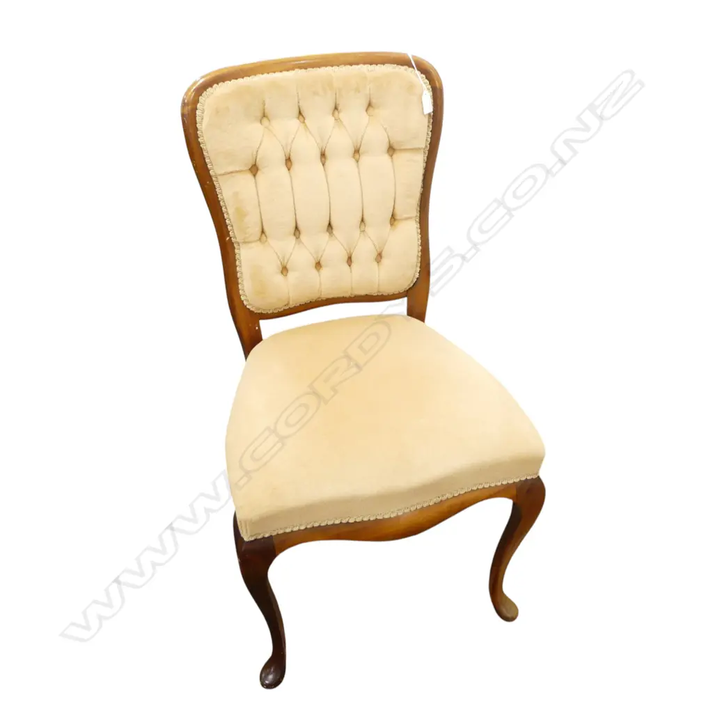 UPHOLSTERED DINING CHAIR Image 1++