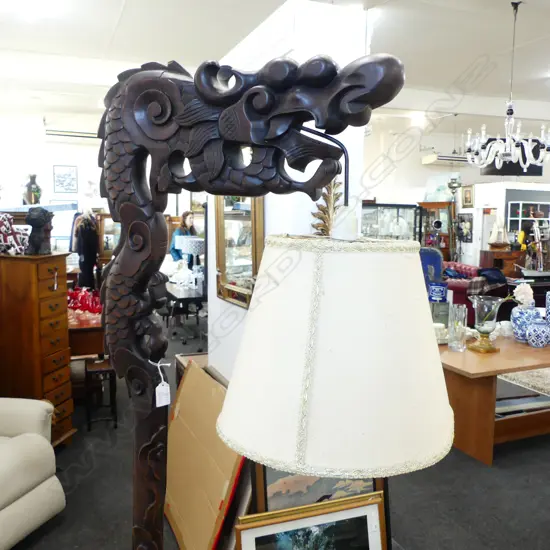 ORIENTAL CARVED WOODEN FLOOR LAMP H.1820mm