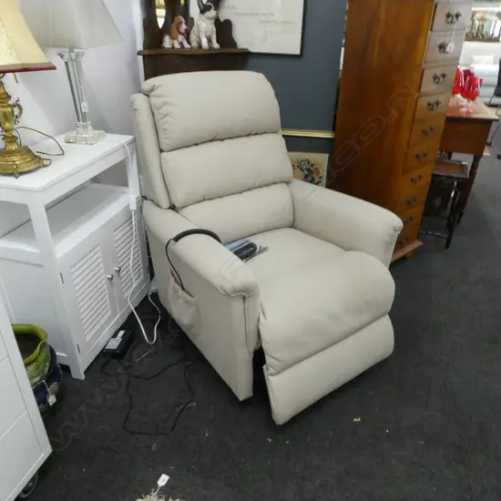 LAZBOY ELECTRIC RECLINER, FAUX LEATHER UPHOLSTERY
