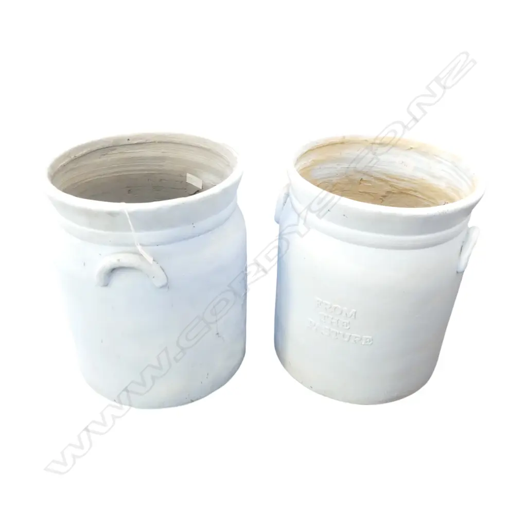 PR FIBREGLASS PLANTERS - DAIRY CAN STYLE H.460mm Image 1++
