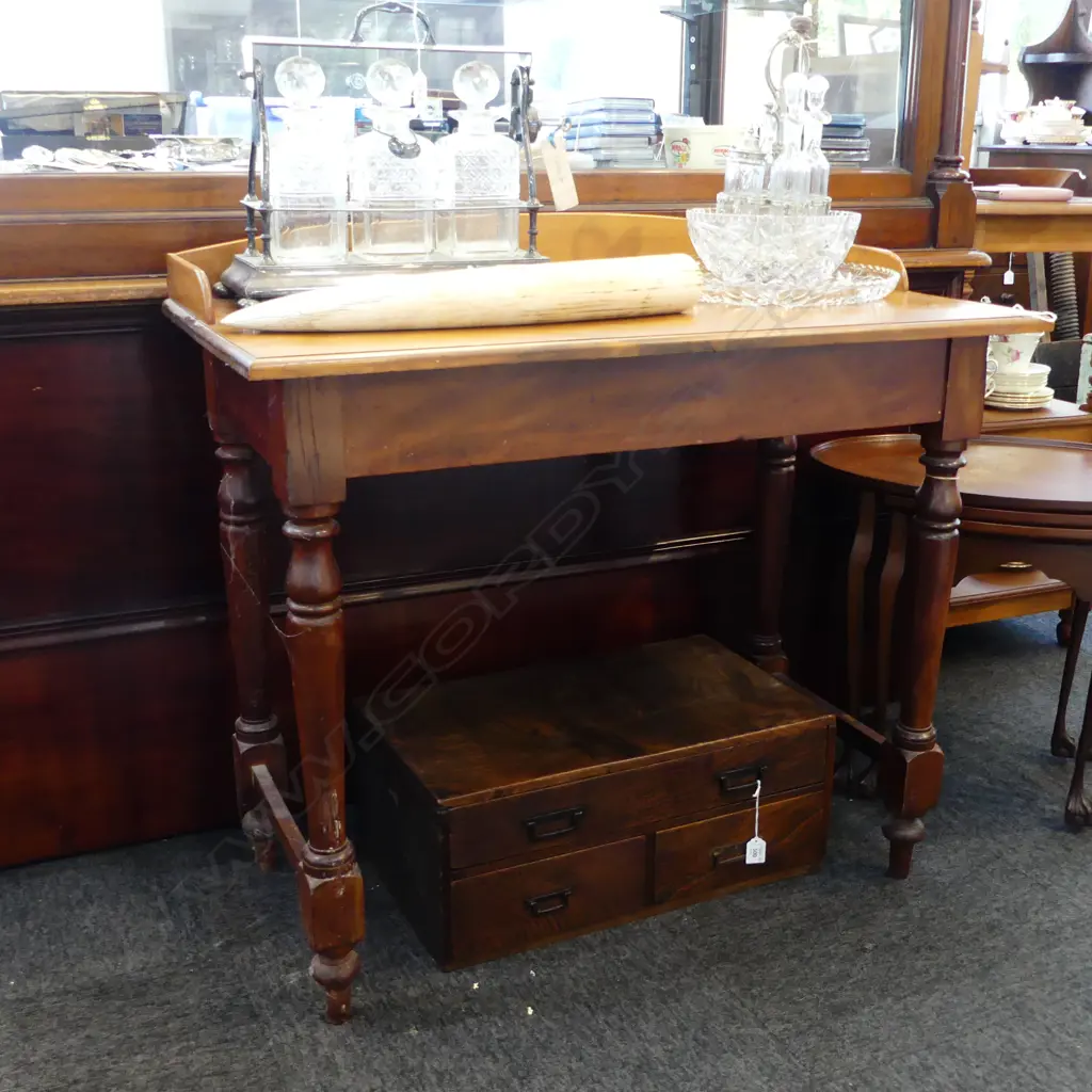 WOODEN DESK 915x485x840mm Image 1++