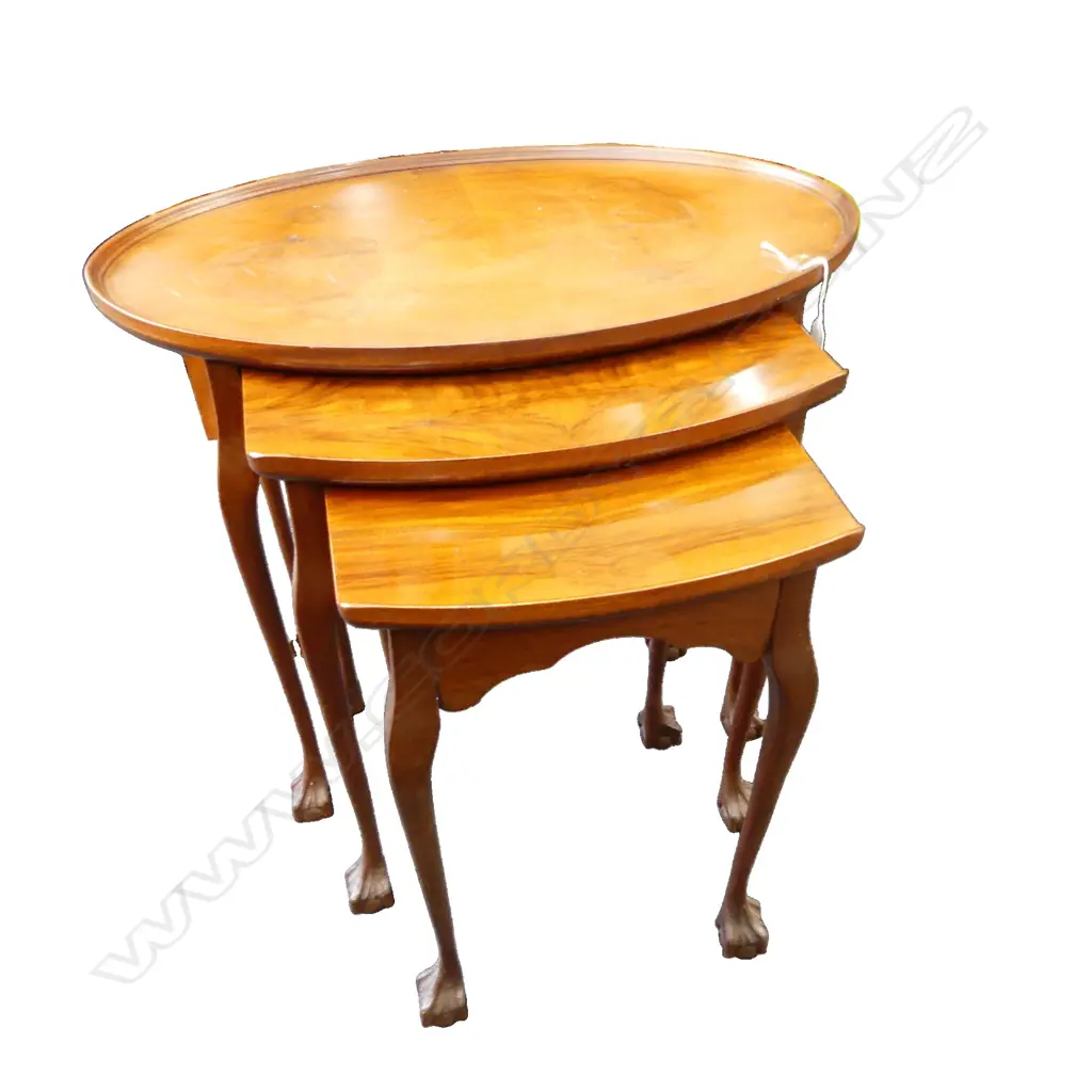 NEST OF 3 NESTING TABLES 590x390x490mm Image 1++