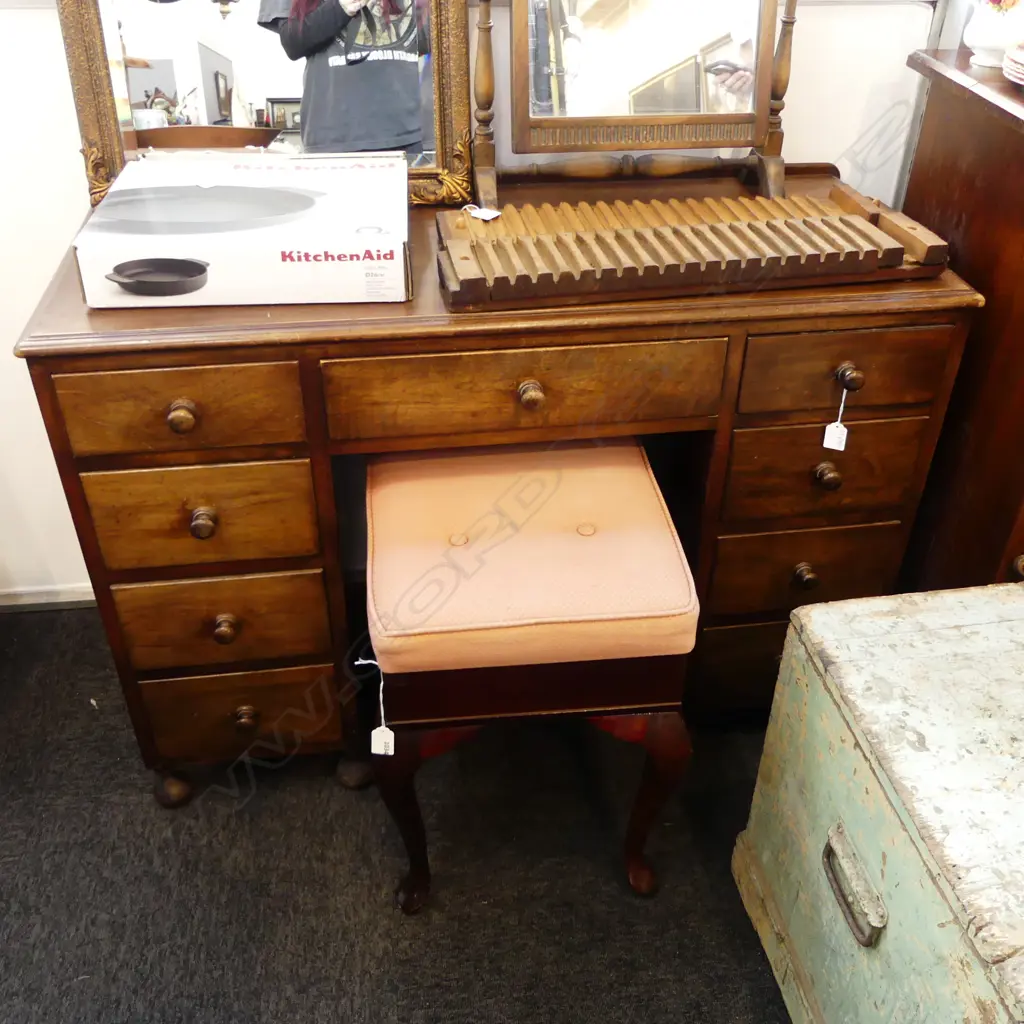 DESK W.1070mm Image 1++