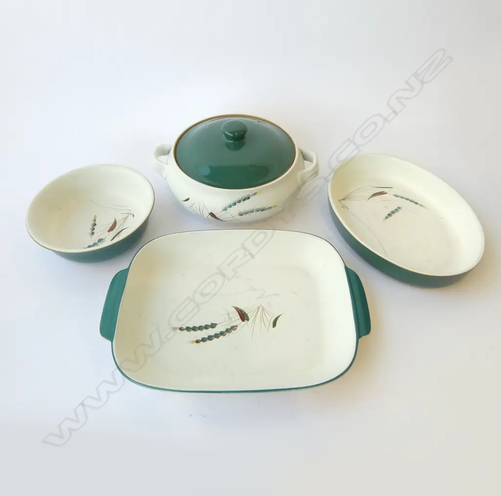 4 PCES. DENBY 'GREEN WHEAT STONEWARE CROCKERY Image 1++