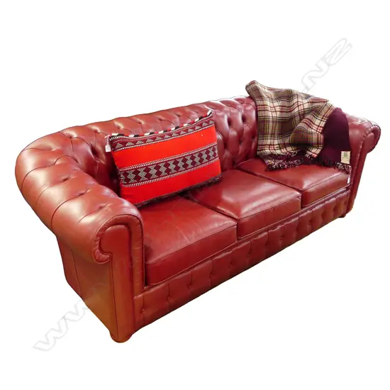 3 SEATER BUTTONED LEATHER CHESTERFIELD SOFA 2200x1000x770mm