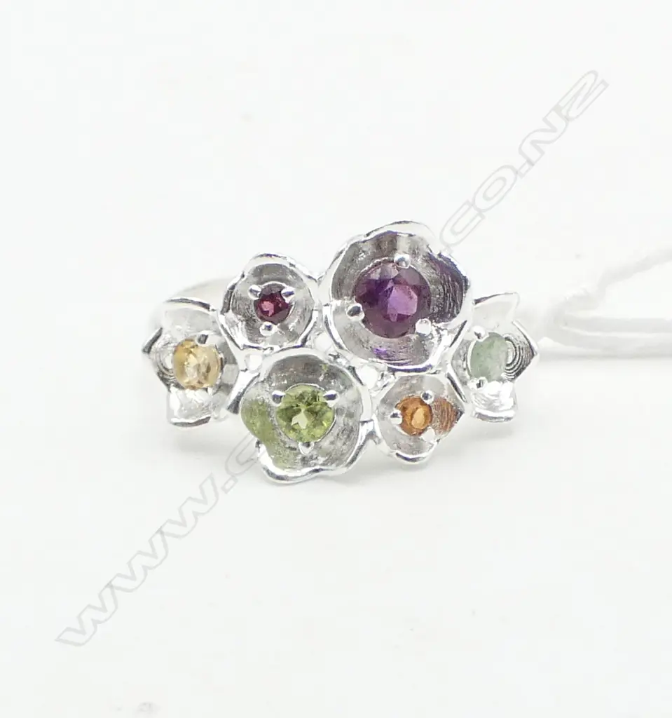 SILVER GEM SET RING, SIZE S Image 1++