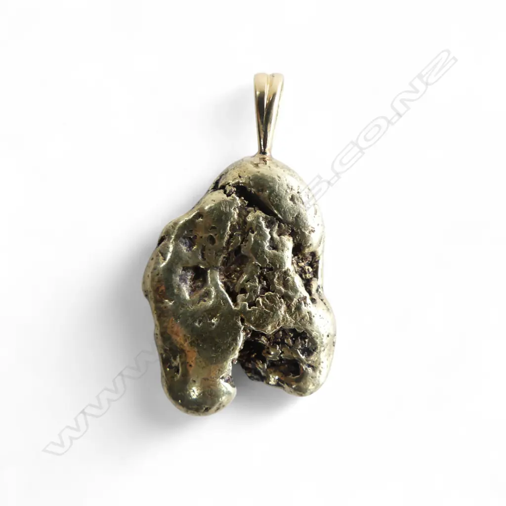 (17) GOLD NUGGET PENDANT 22.83gms VALUATION ATTACHED Image 1++