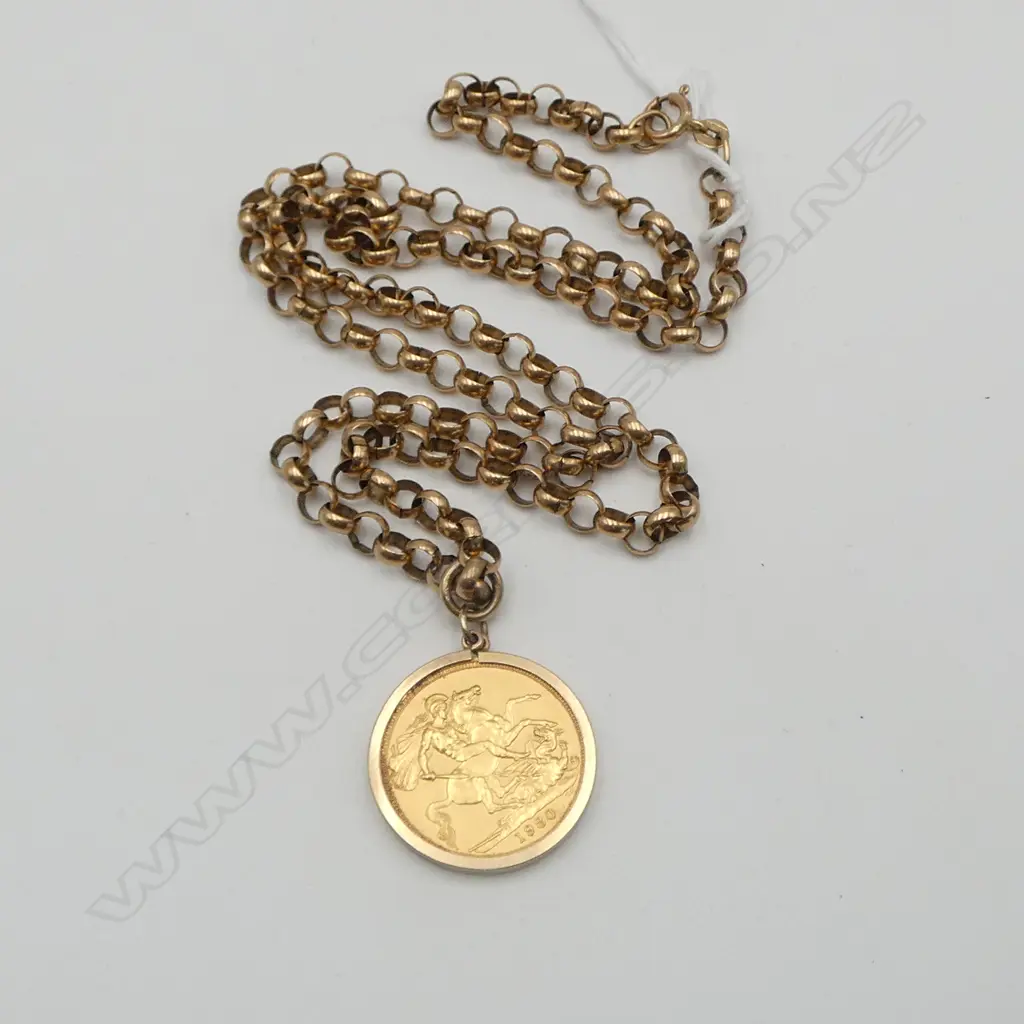 1980 SOVEREIGN IN 9ct GOLD CASING ON 9ct GOLD BELCHER NECKLACE Image 1++