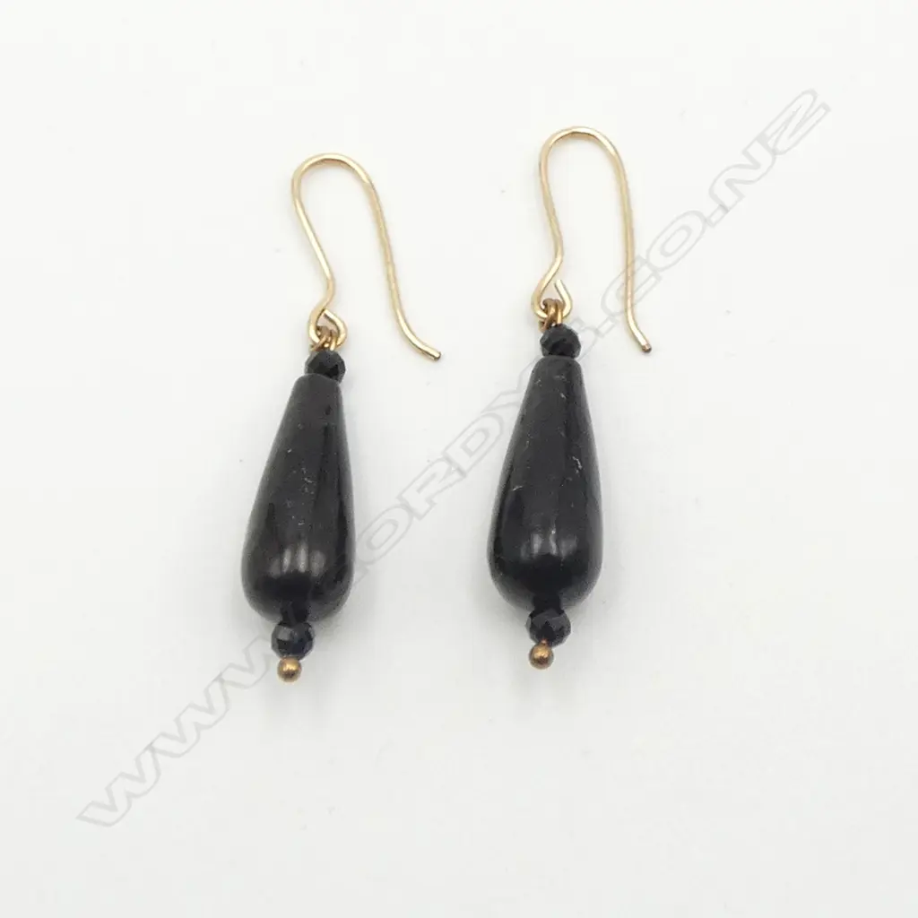 PR JET? MOURNING EARRINGS Image 1++