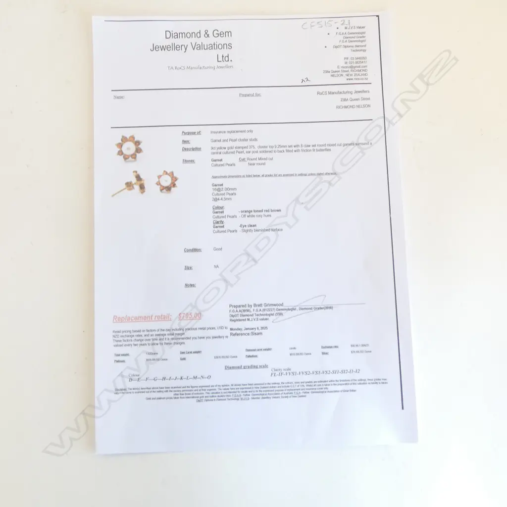 (22) PAIR 9CT GOLD GARNET AND PEARL EARRINGS VALUATION ATTACHED Image 1++