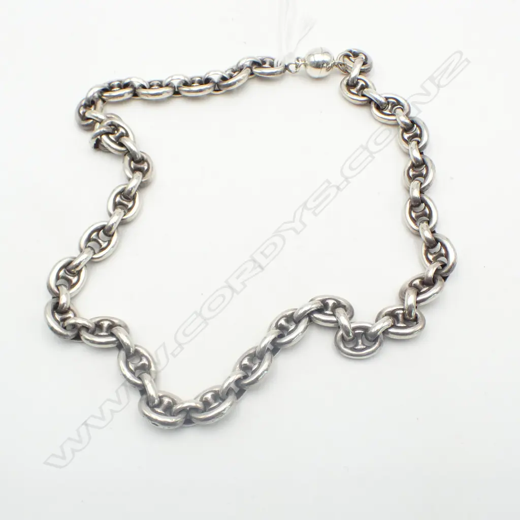 MODERN SILVER LARGE CAPSTAN LINK NECKLACE 40gms Image 1++