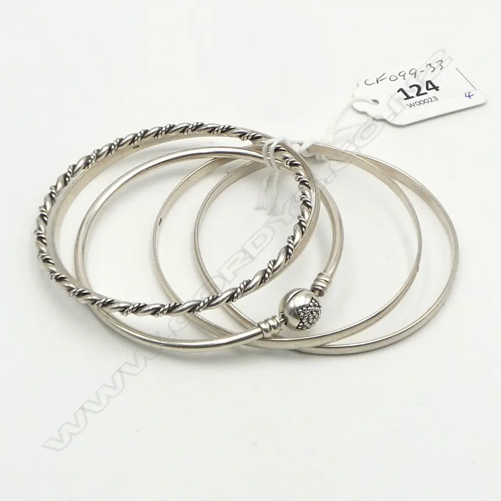 5 STG SILVER BANGLES 44gms Image 1++