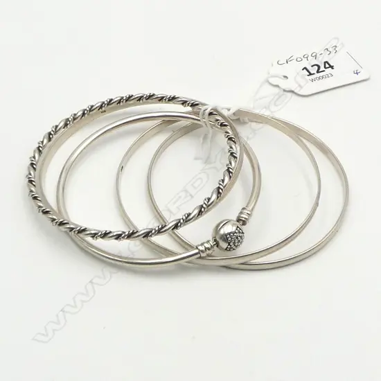 5 STG SILVER BANGLES 44gms