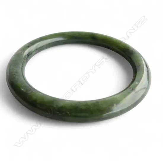 JADE BANGLE 65mm int. dia