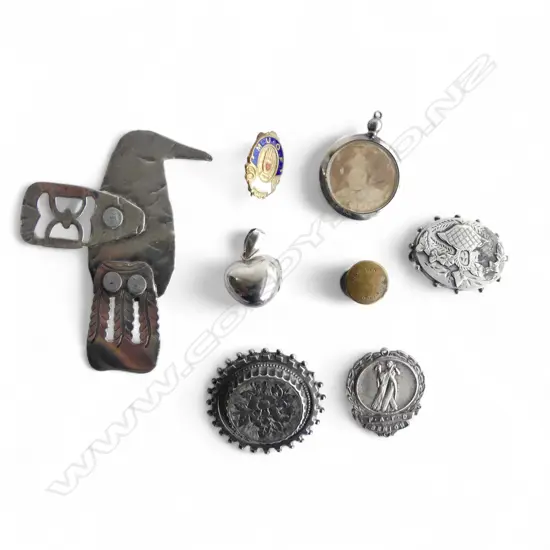 6 PCES SILVER JEWELLERY + 2 OTHERS 