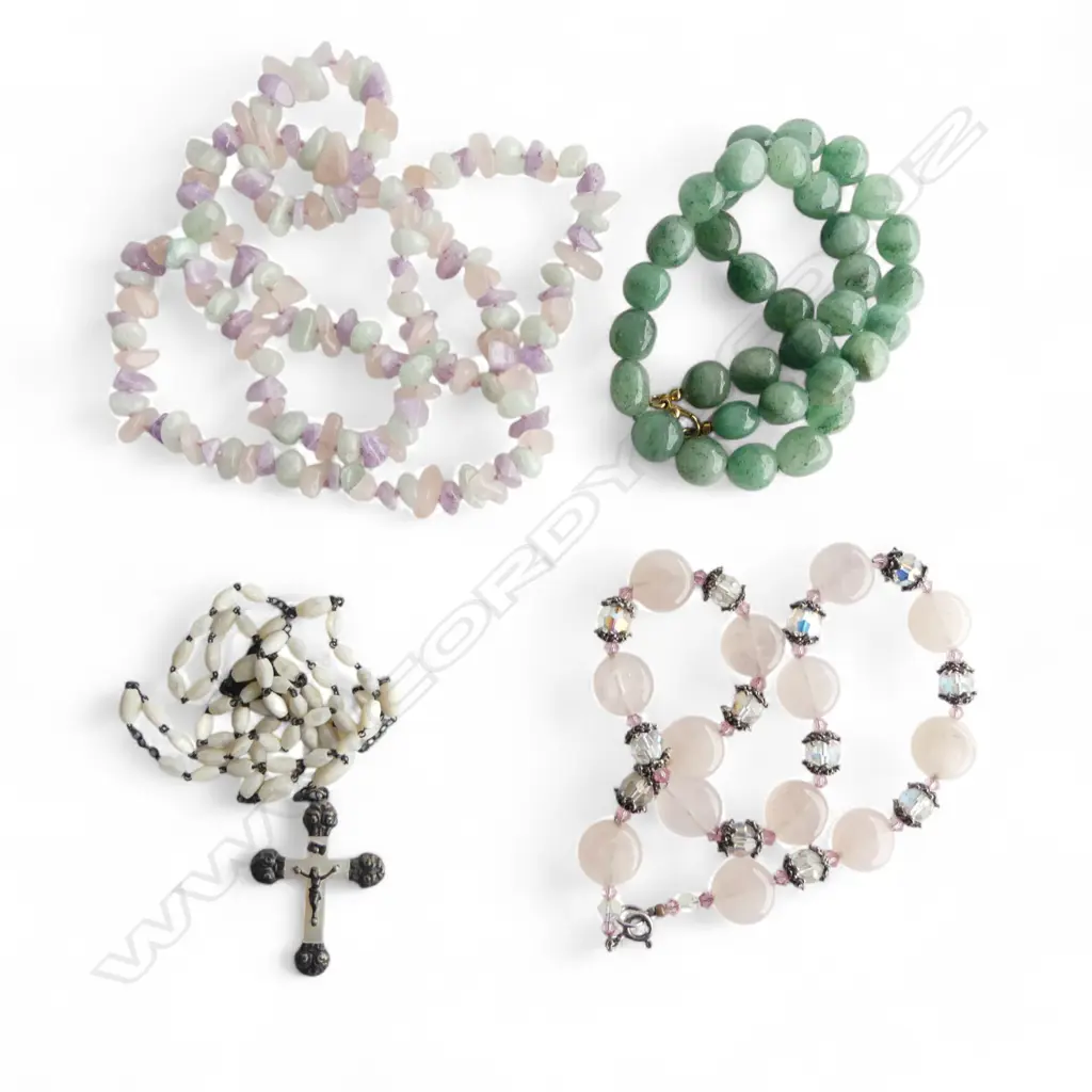 4 BEAD NECKLACES Incl. CROSS  Image 1++