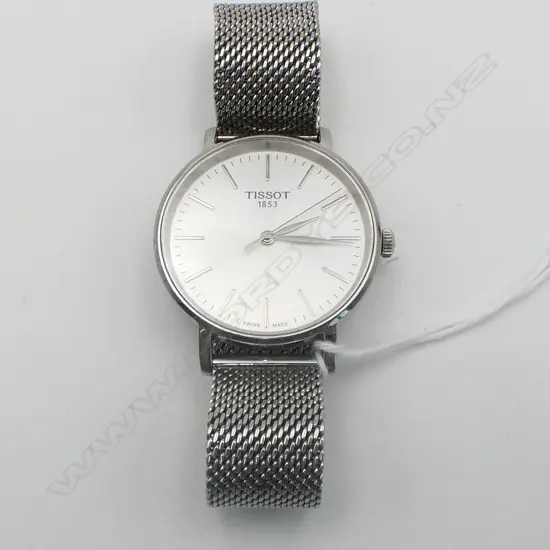 TISSOT WRIST WATCH, RUNNING