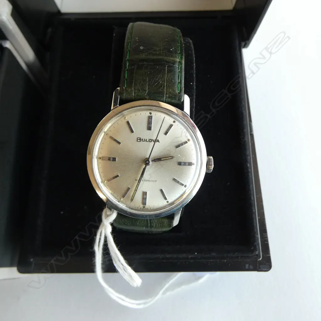 2 VINTAGE BULOVA CASED WRISTWATCHES: gent's not running + ladies running Image 1++