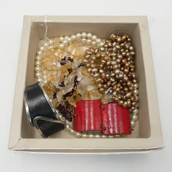 ASST. COSTUME JEWELLERY