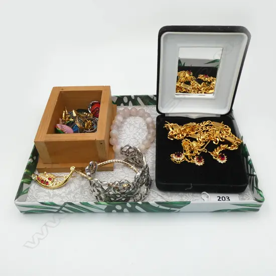 ASST. COSTUME JEWELLERY