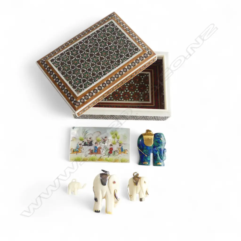 KHATAM INLAID BOX w. 2 IVORY ELEPHANT PENDANTS + 3 OTHERS Image 1++