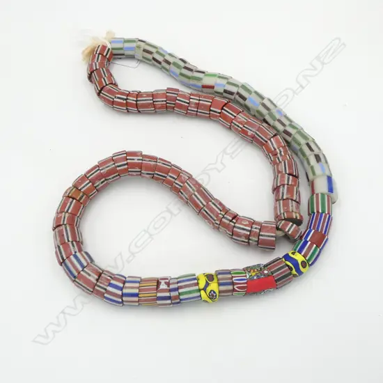 ANTIQUE VENETIAN AFRICAN TRADE BEADS, L.600mm